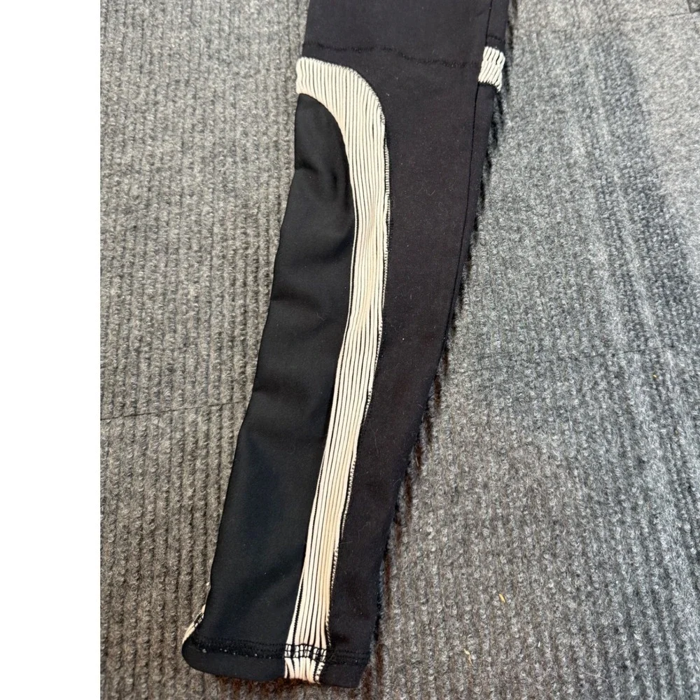 Alo Yoga Womens High Waist Moto Pinstripe Ribbed Leggings Black White Small